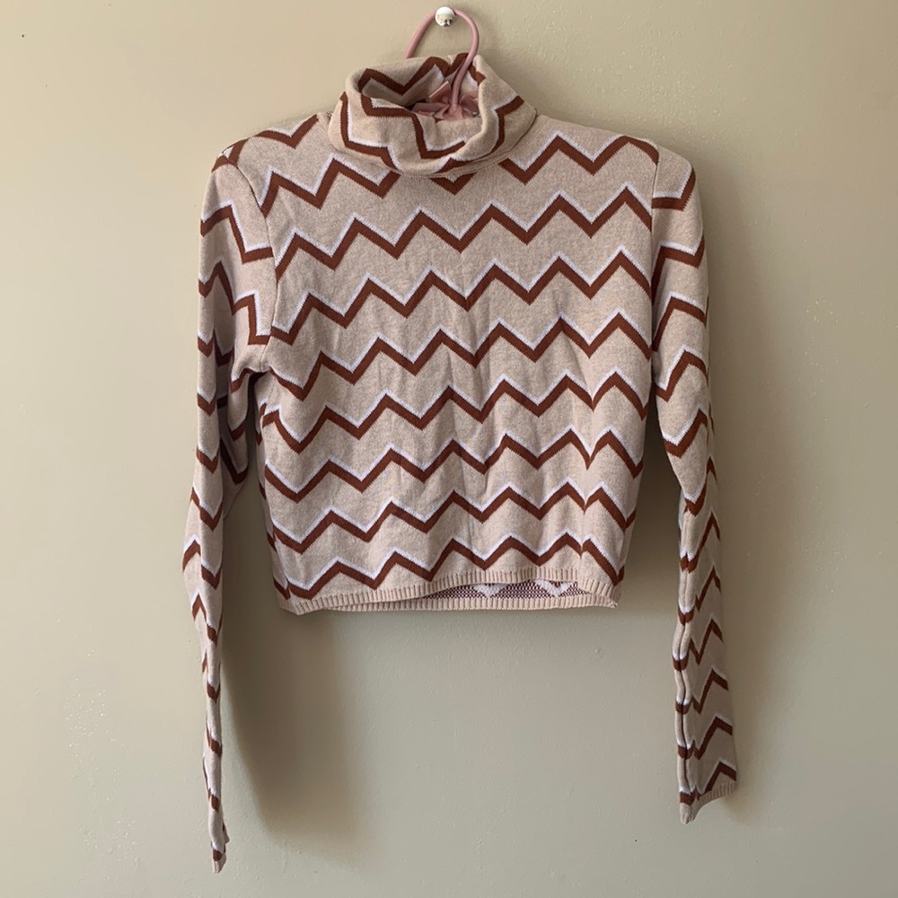 Turtle Neck Cropped Sweater